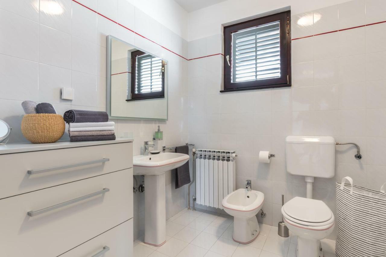 Apartment Qualich Plomin Dış mekan fotoğraf